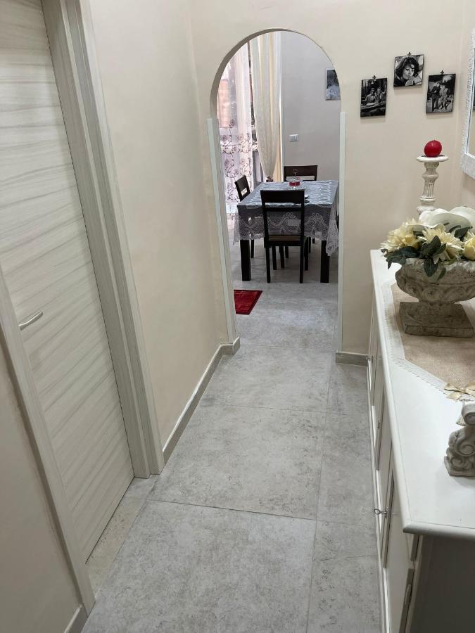Maison Del Trianon Наполи Екстериор снимка